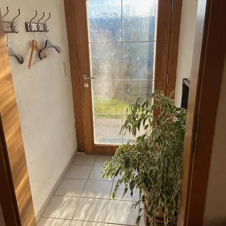 7-taeler-blick - Mit Holzofen Und Garten - Naturnah *
